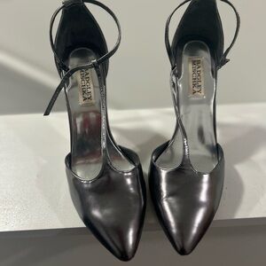 Badgley Mischka Women's Pewter Color Heels‎